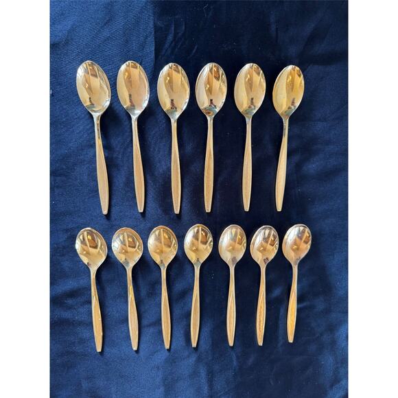 Royalton Antigua 31 PC Gold Electroplate Flatware Spoons Forks Ladle Slot Spoon+ - Picture 6 of 10